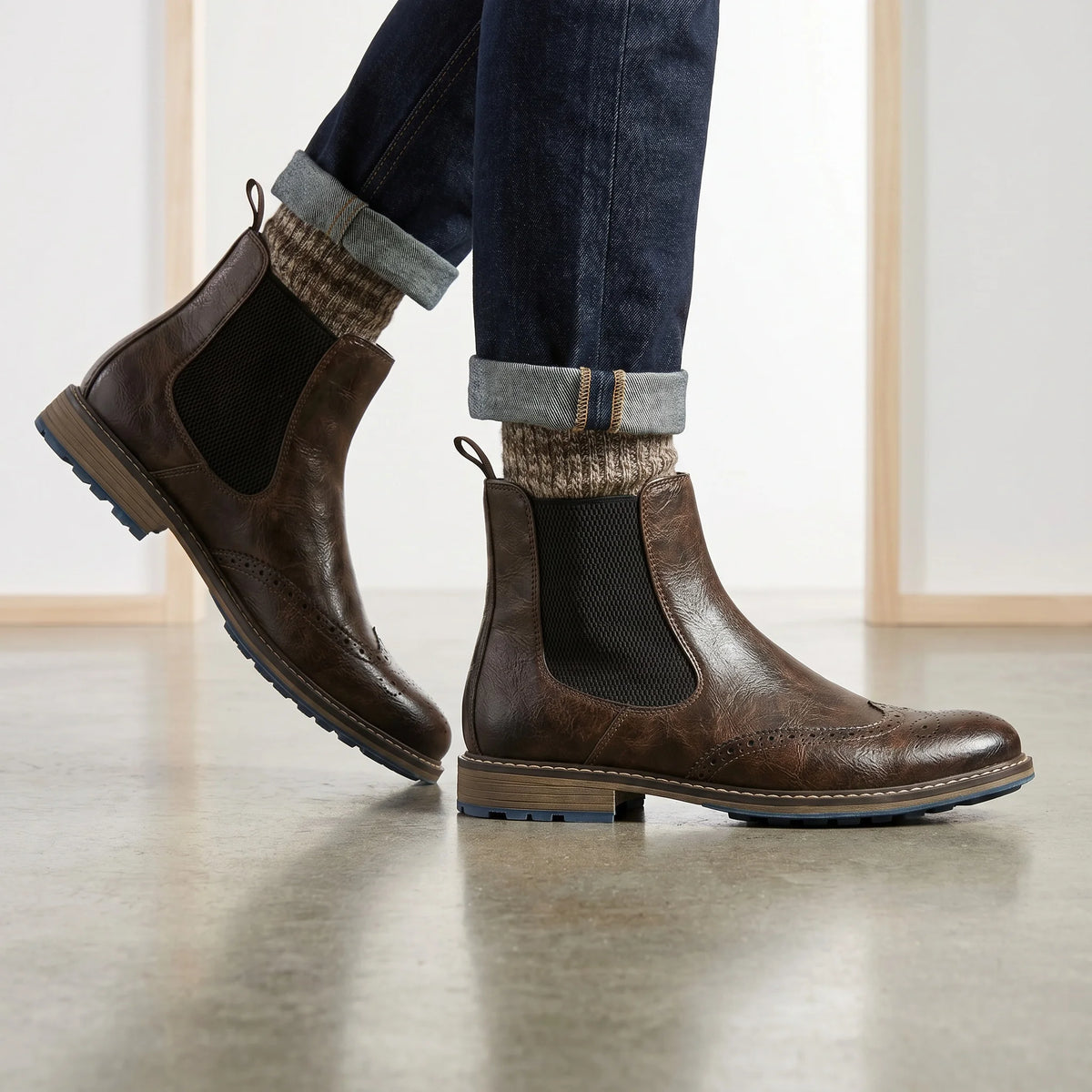 Botas Chelsea para hombre estilo casual marca retro 2026 moda cómoda.