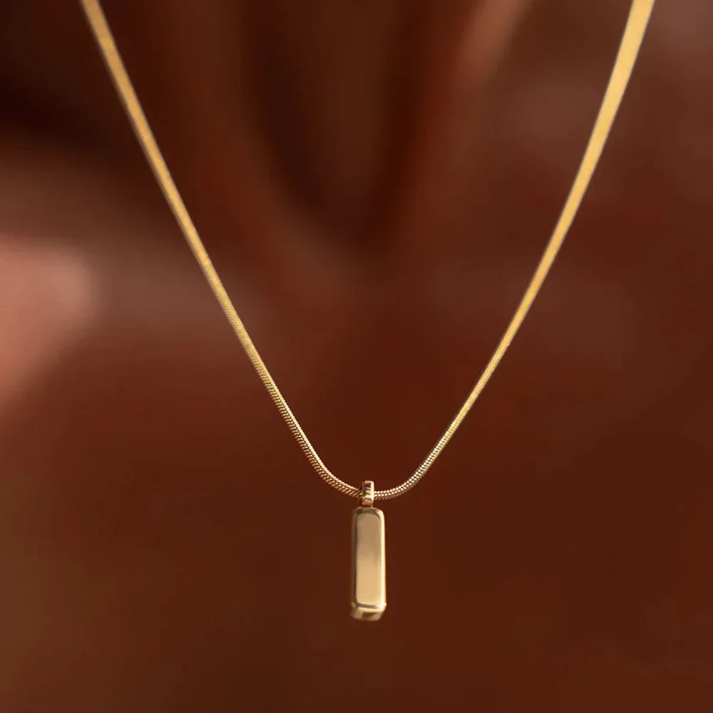 Cadena de hombre de acero inoxidable.